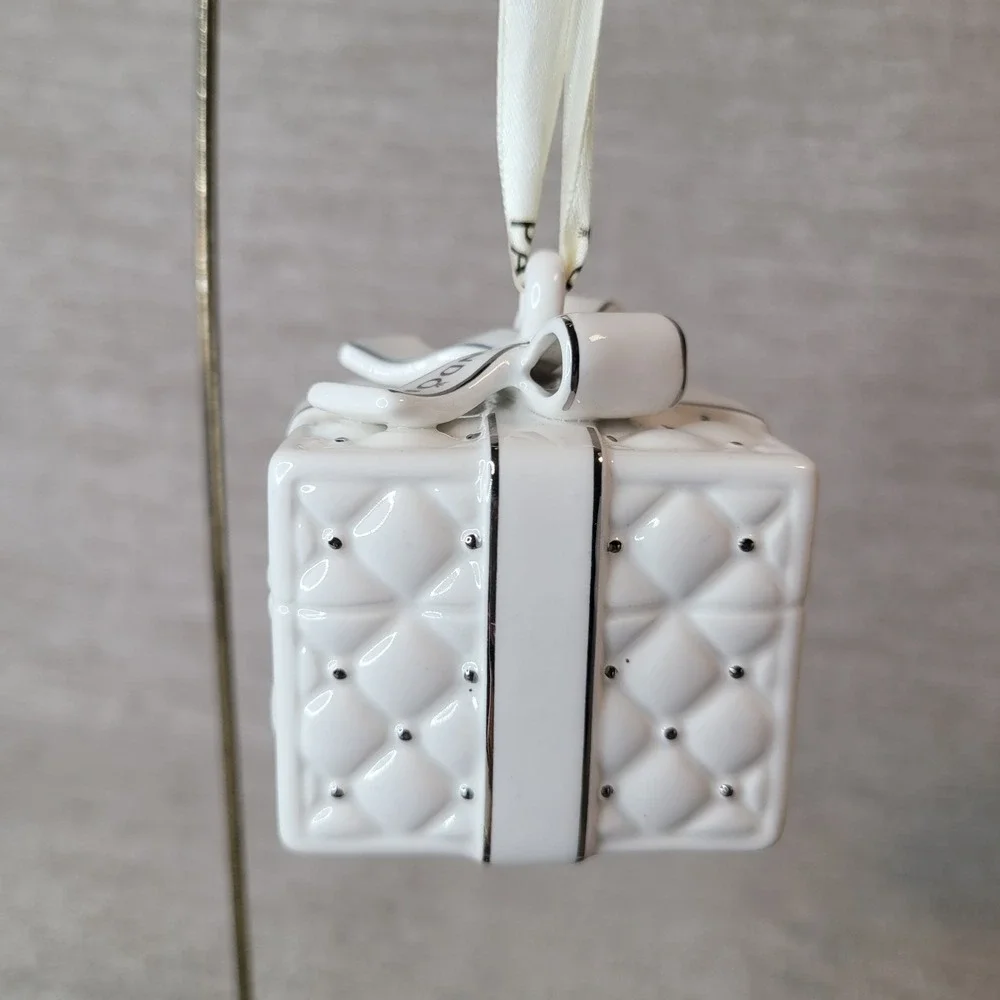 2 Pandora Gift Box Ornaments 2016 Porcelain White Christmas Holiday w Pouches